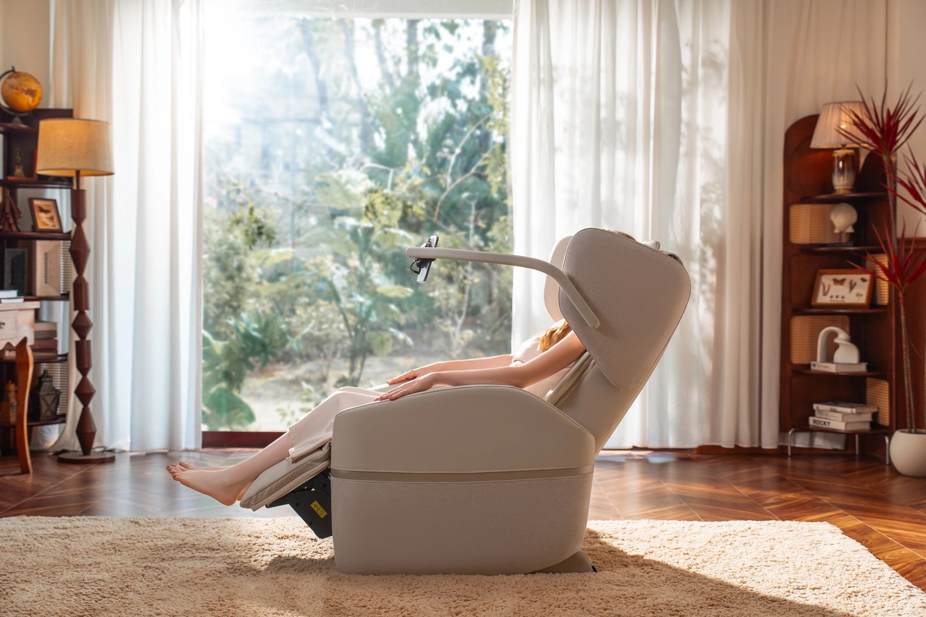 Bosscare SI619 Lite Wellness Chair reclined for reading, resting and daily relaxation